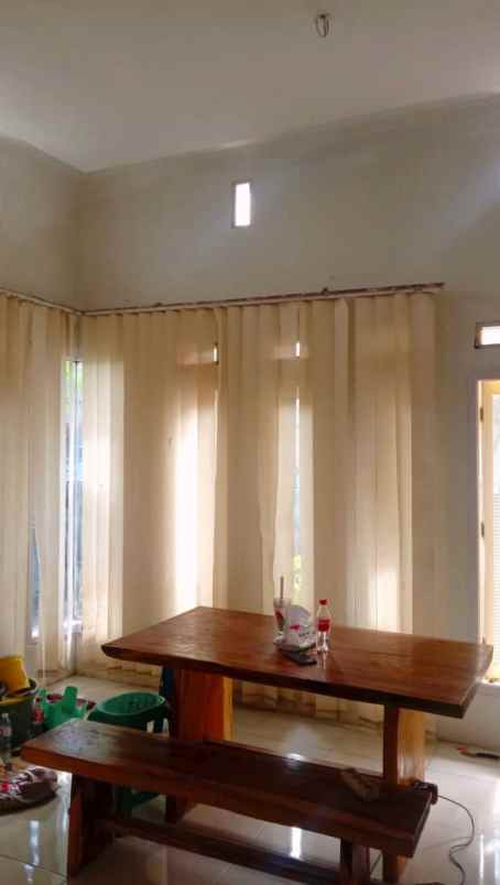 dijual rumah di cisarua puncak bogor