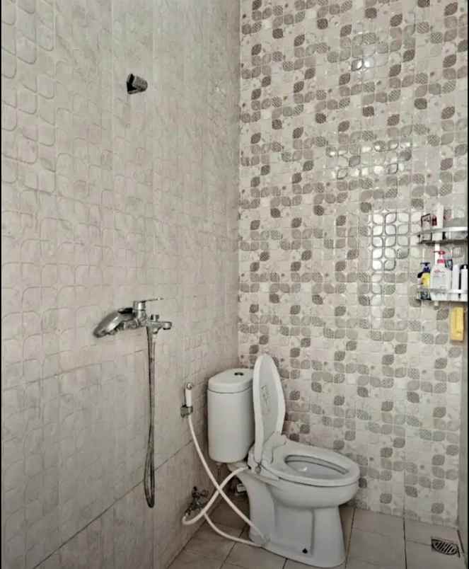 dijual rumah di daerah riung bandung lokasi strategis