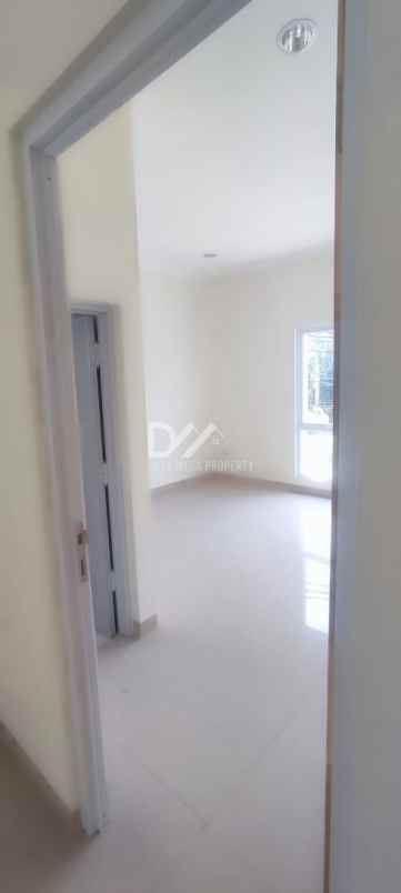 dijual rumah di gading serpong