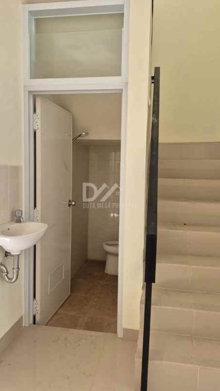 dijual rumah di gading serpong