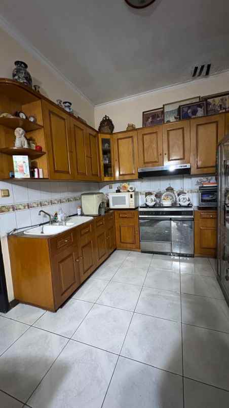 dijual rumah di jatipulo palmerah jakarta barat