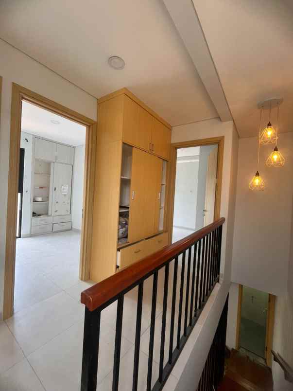 dijual rumah diblulukan colomadu karanganyar