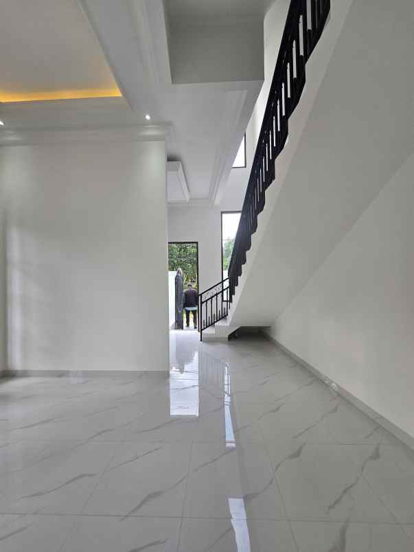 dijual rumah duren sawit