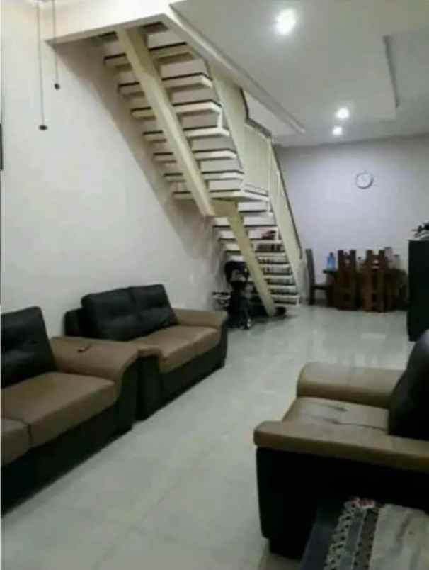 dijual rumah duri kosambi cengkareng jakarta barat