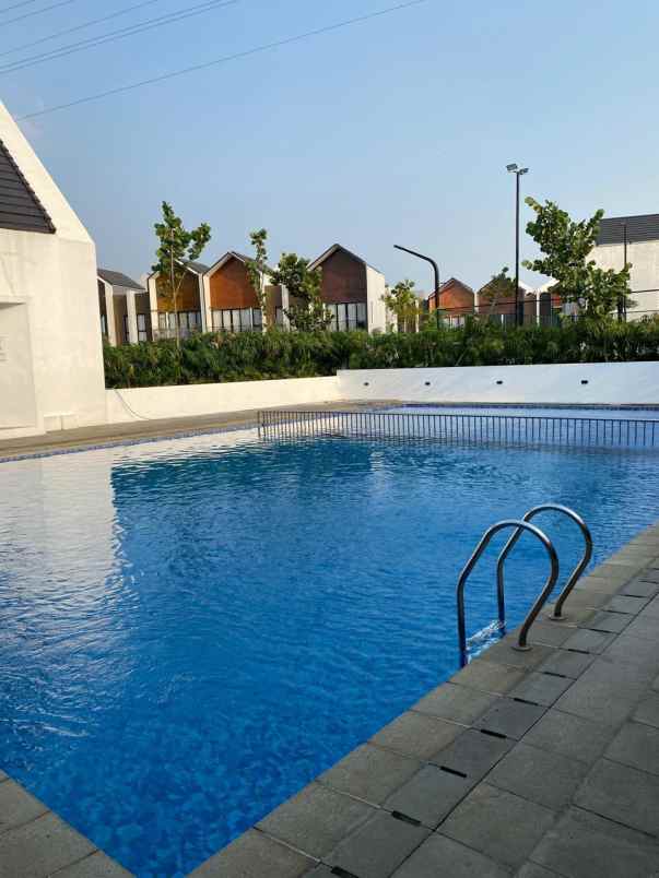 dijual rumah familia urban cluster
