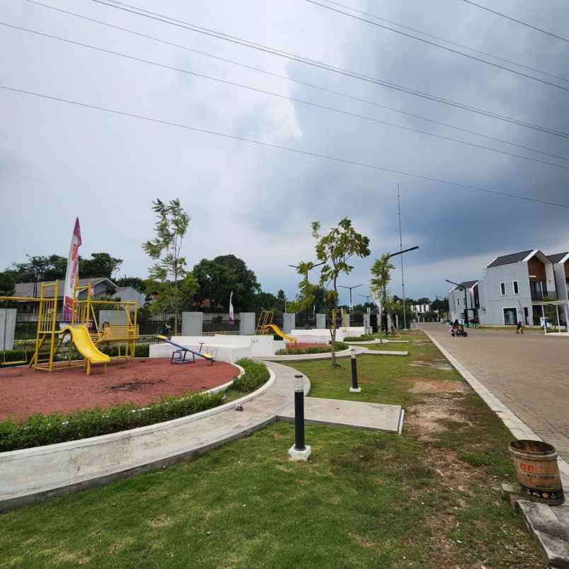 dijual rumah familia urban cluster