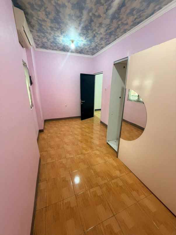 dijual rumah gading griya lestari