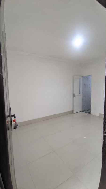 dijual rumah girya kebraon