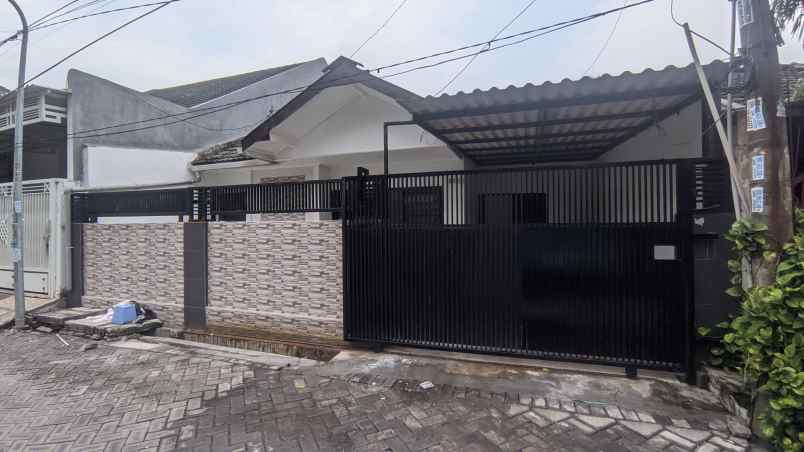 dijual rumah girya kebraon