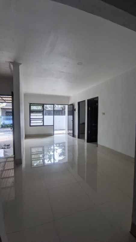 dijual rumah girya kebraon