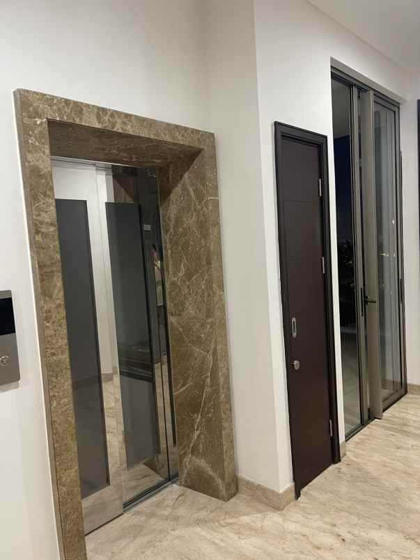 dijual rumah golf island cluster chopin