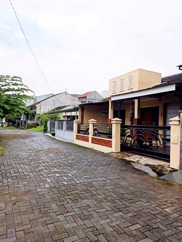 dijual rumah graha prasetya pedalangan