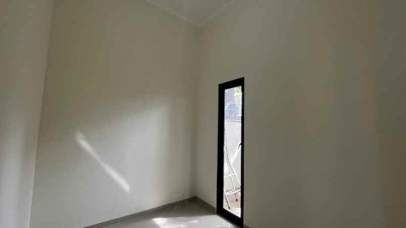 dijual rumah grand sedati