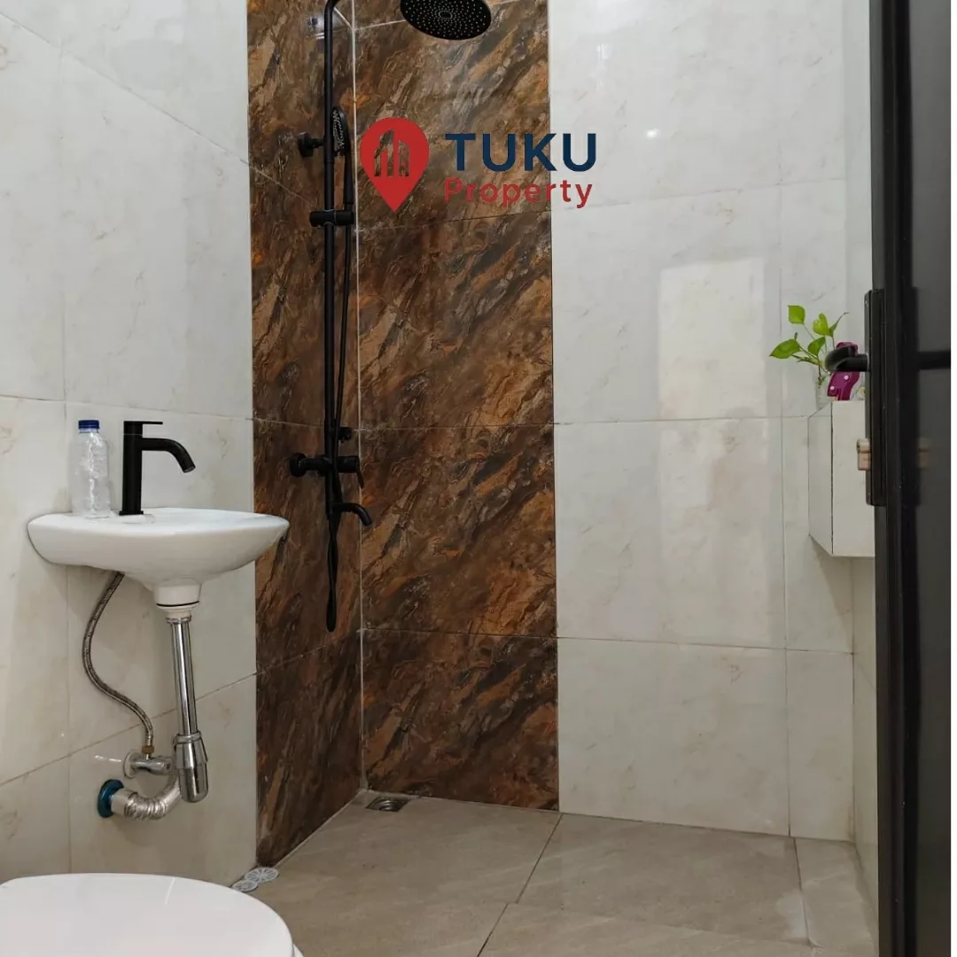 dijual rumah griya loka 1 1 jl pinus bsd