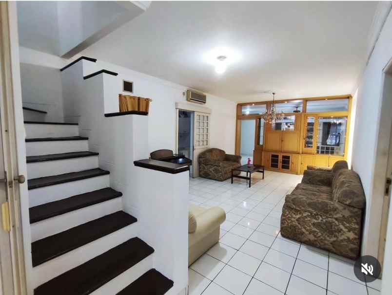 dijual rumah griya loka bsd tangerang selatan harga bu