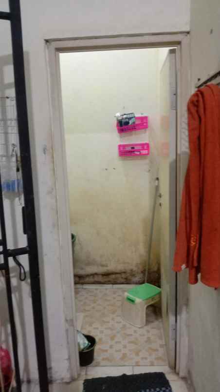 dijual rumah griya utami cibening blok