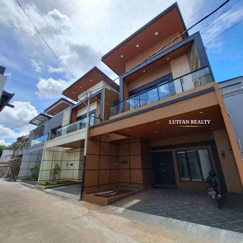 dijual rumah jagakarsa