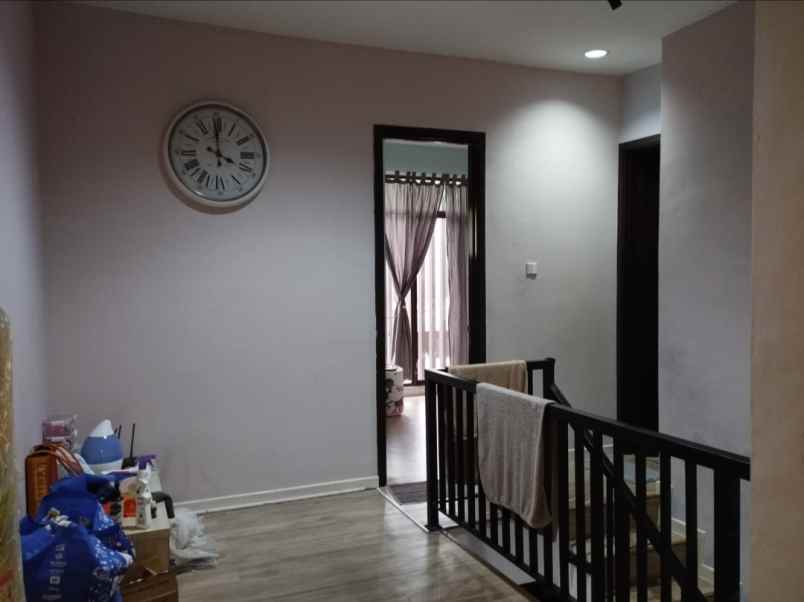 dijual rumah jakarta garden city