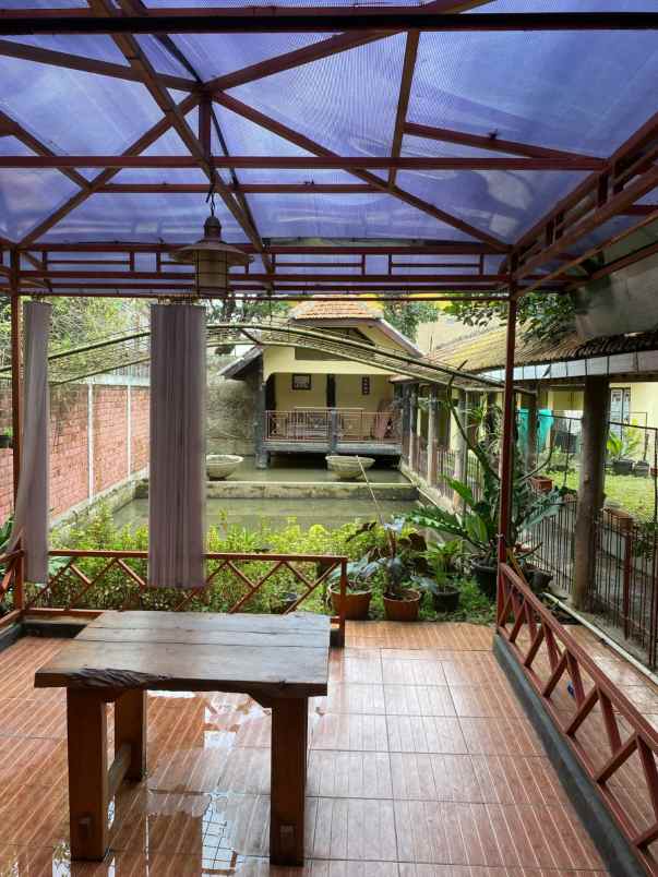 dijual rumah jalan ciawitali
