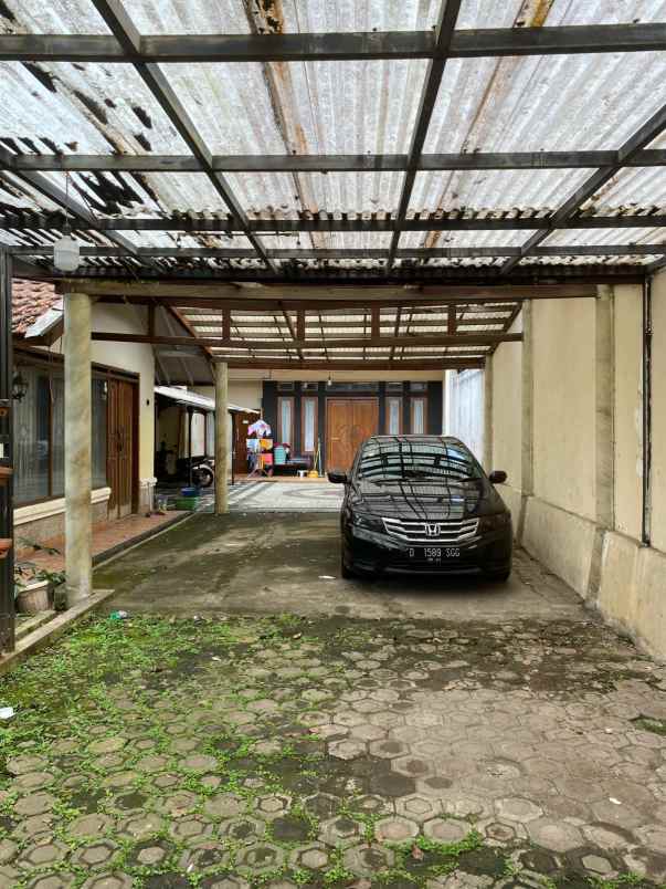 dijual rumah jalan ciawitali