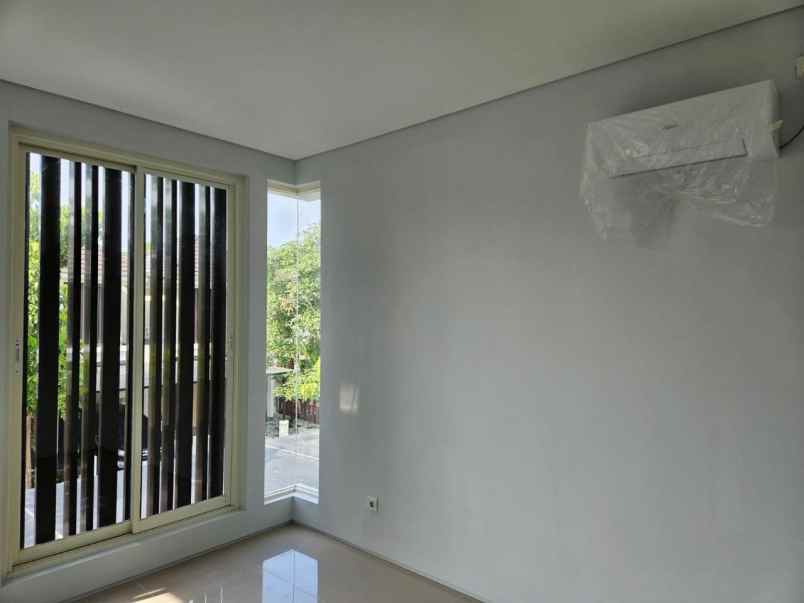 dijual rumah jalan northwest park citraland
