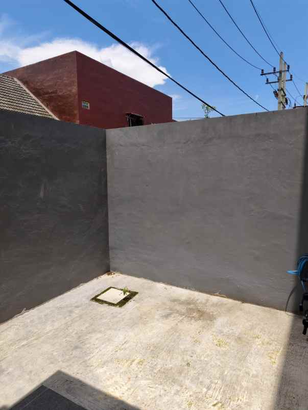 dijual rumah jalan pelabuhan ketapang