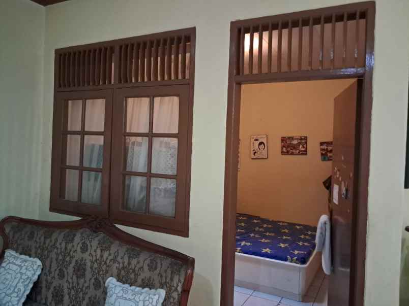 dijual rumah jalan pratista raya no 56