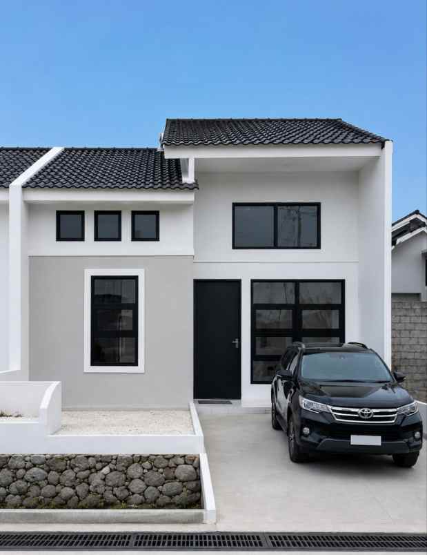 dijual rumah jalan raya megu cisoka