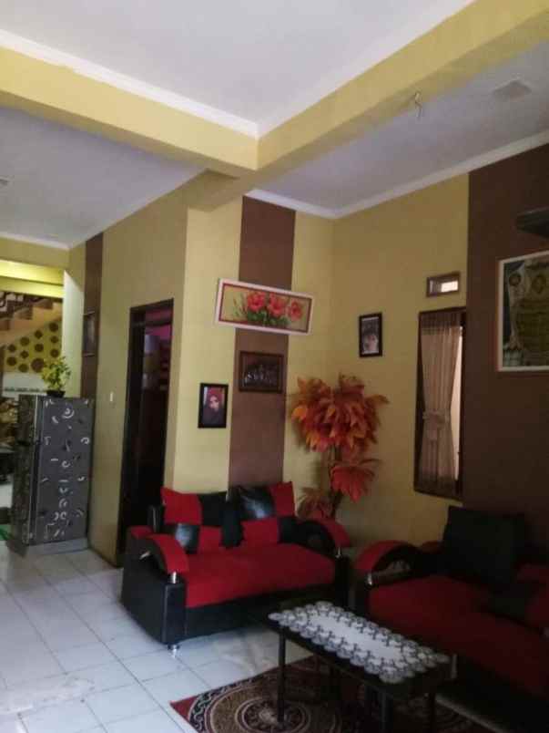 dijual rumah jalan tipar