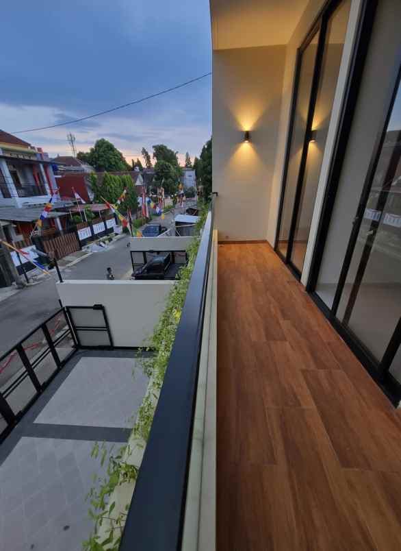 dijual rumah jatibening bekasi