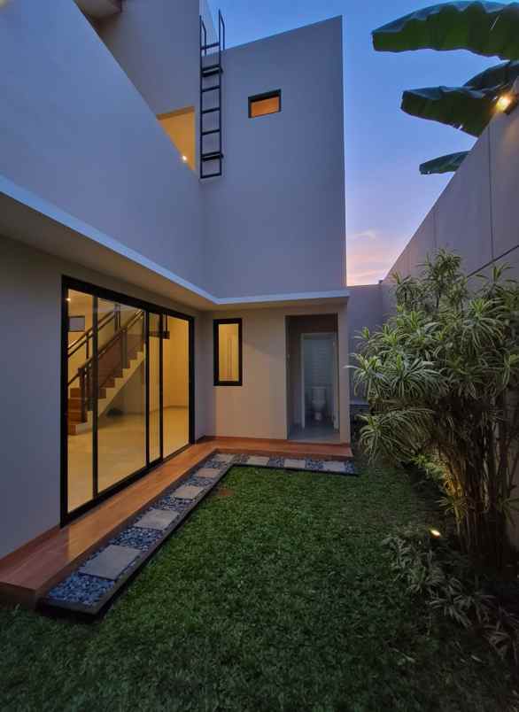 dijual rumah jatibening bekasi