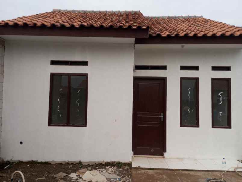 dijual rumah jelekong
