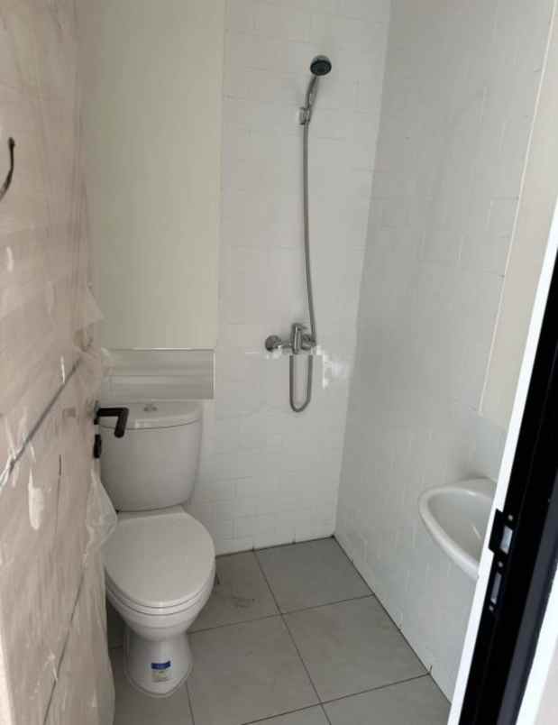 dijual rumah jl cendana icon estate 5