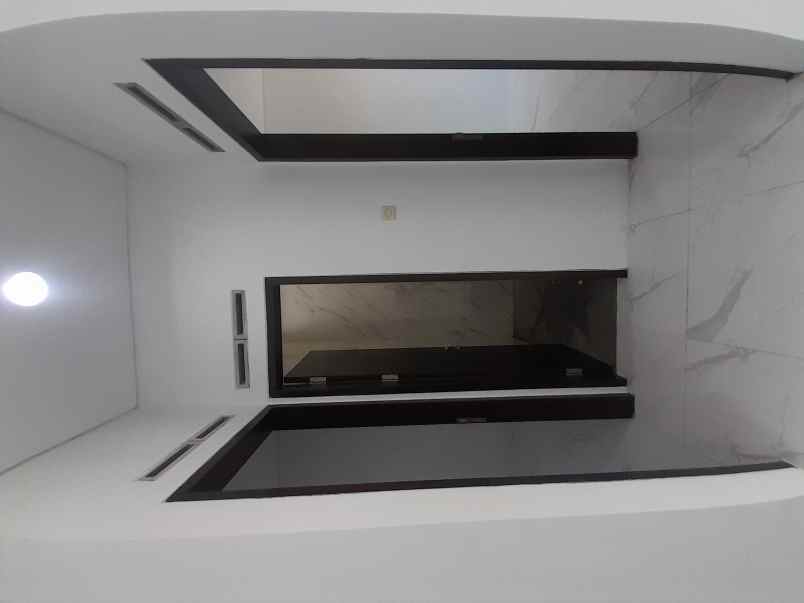 dijual rumah jl cibaduyut