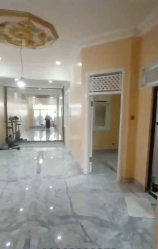 dijual rumah jl duren sawit jakarta timur