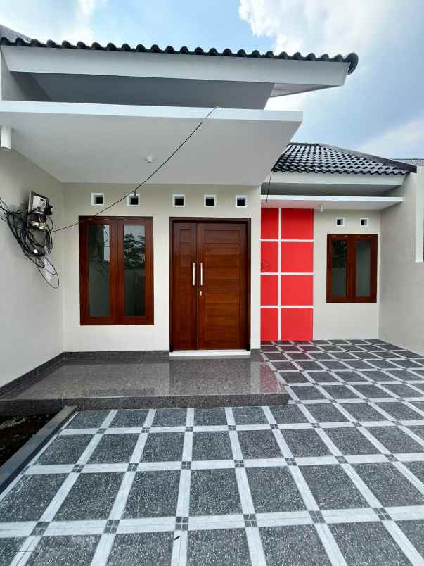 dijual rumah jl gito gati