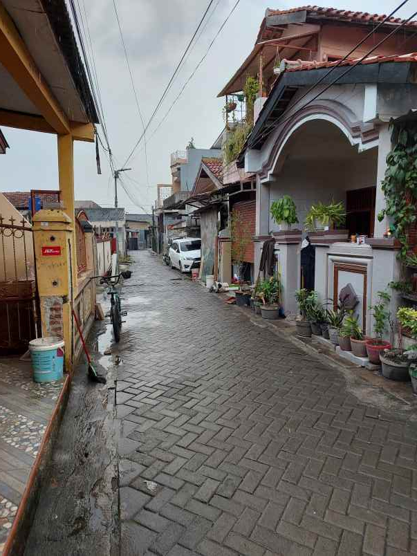 dijual rumah jl gondrong rt 001 rw 01