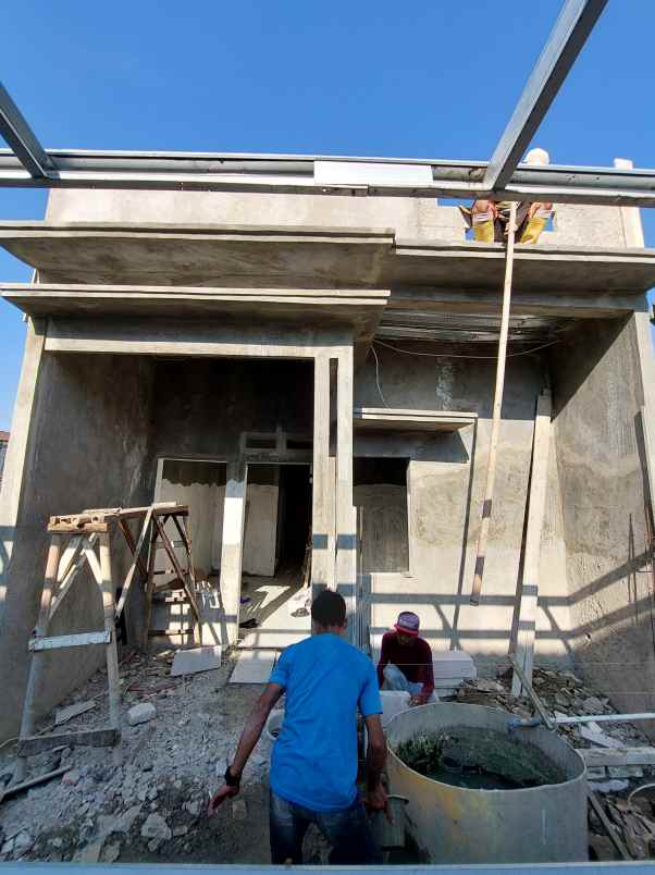 dijual rumah jl gondrong rt 001 rw 01