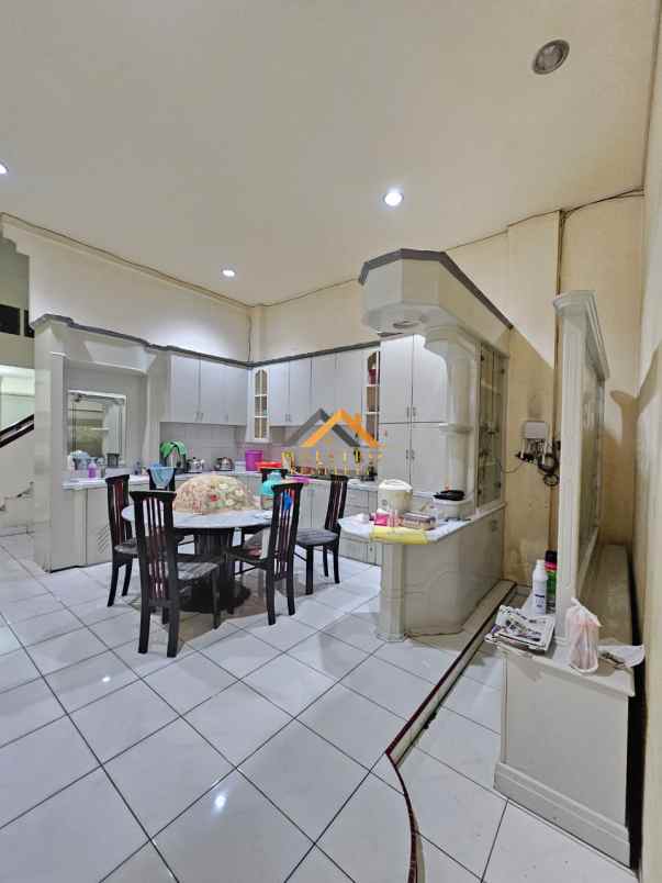 dijual rumah jl kalianda dekat jl m h