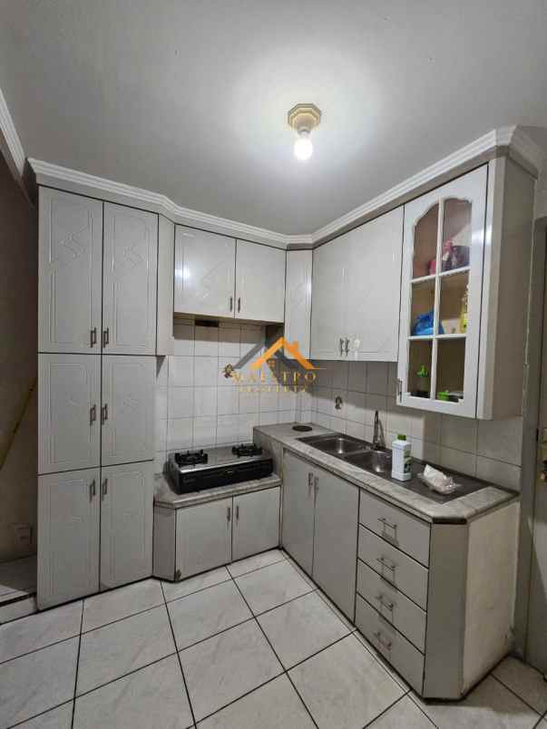 dijual rumah jl kalianda dekat jl m h