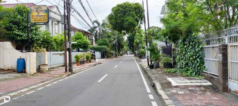 dijual rumah jl keramat jakarta pusat