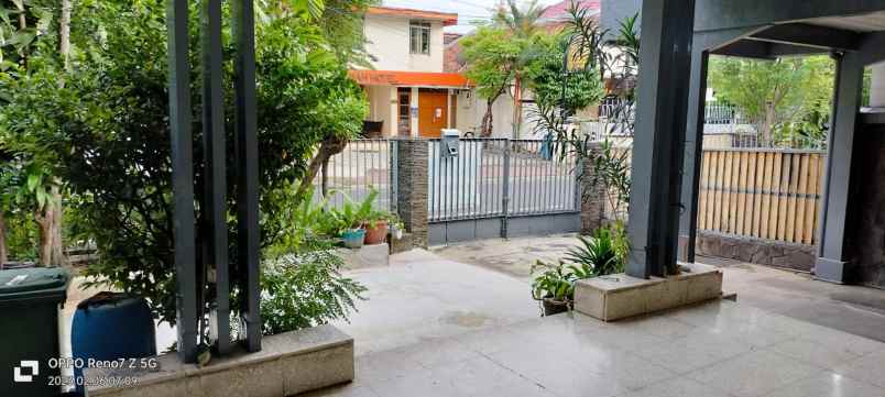 dijual rumah jl keramat jakarta pusat