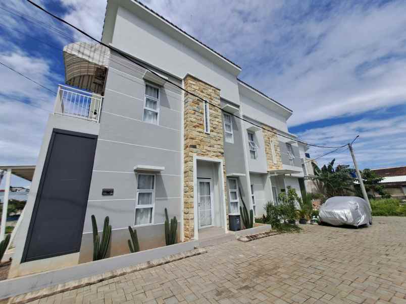 dijual rumah jl kramat asem no 36b