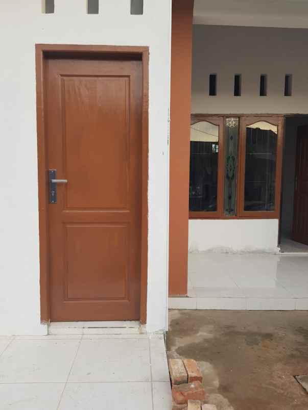 dijual rumah jl melur