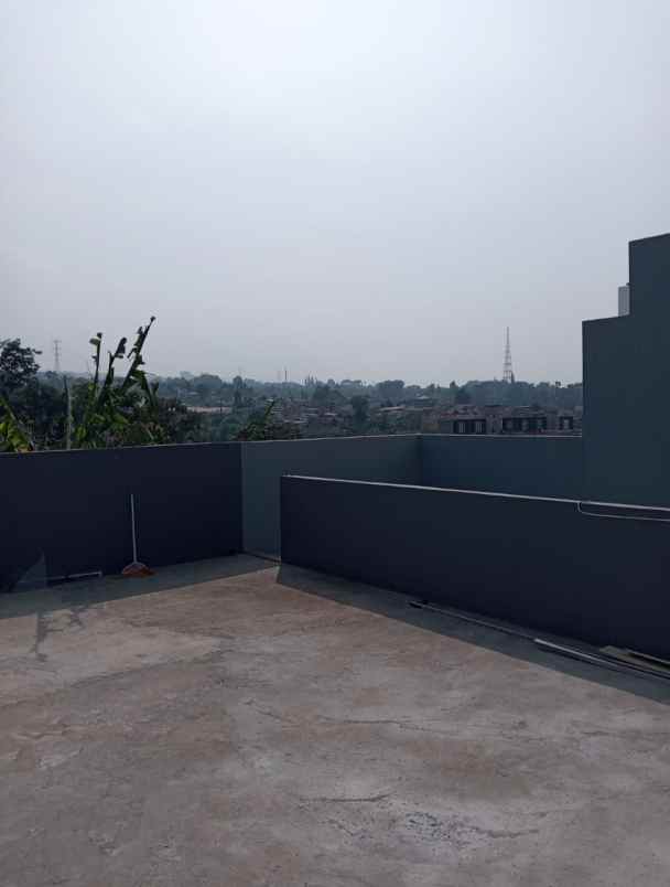 dijual rumah jl padaasih permana utara