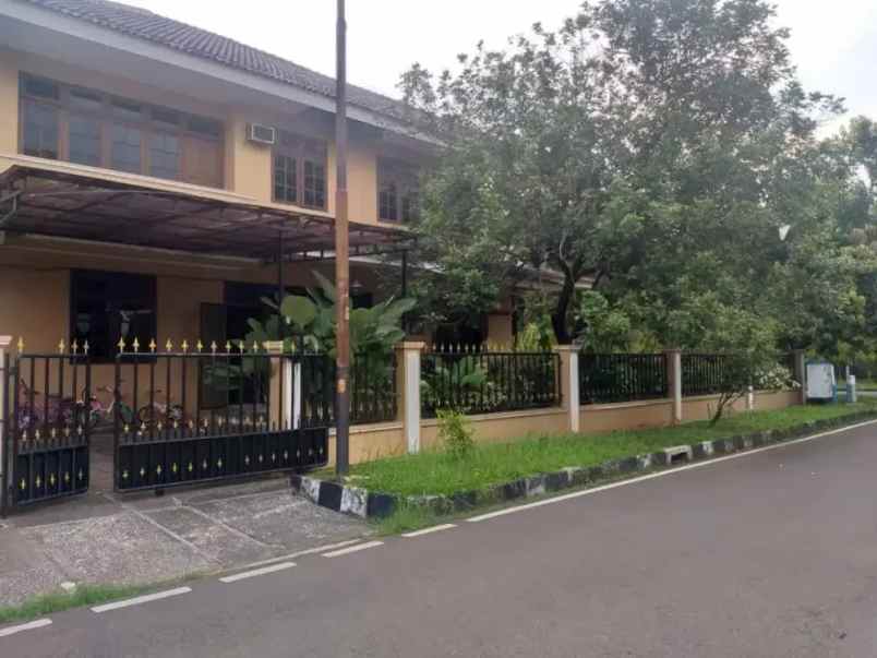 dijual rumah jl pemuda rawamangun pulo