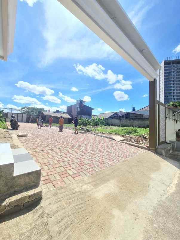 dijual rumah jl raya cilandak kko