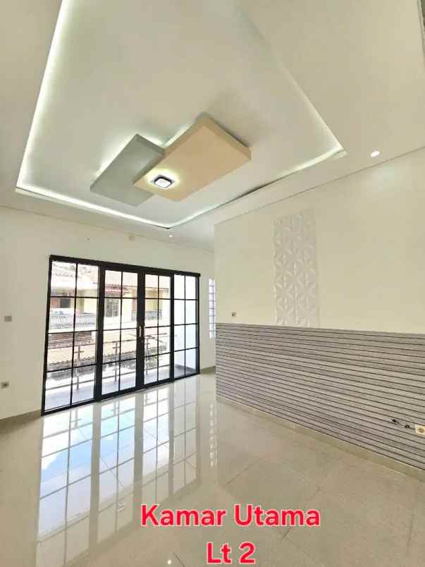 dijual rumah jl raya pondok kelapa