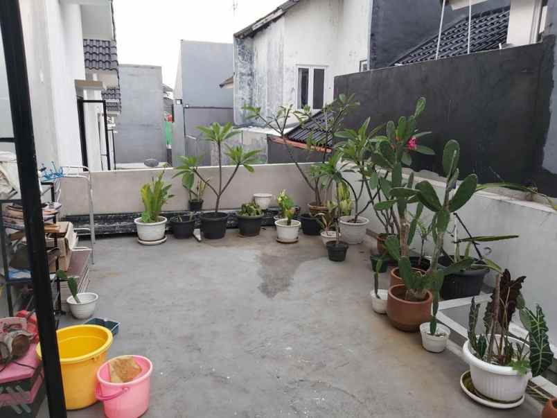 dijual rumah jl raya pondok rajeg cibinong