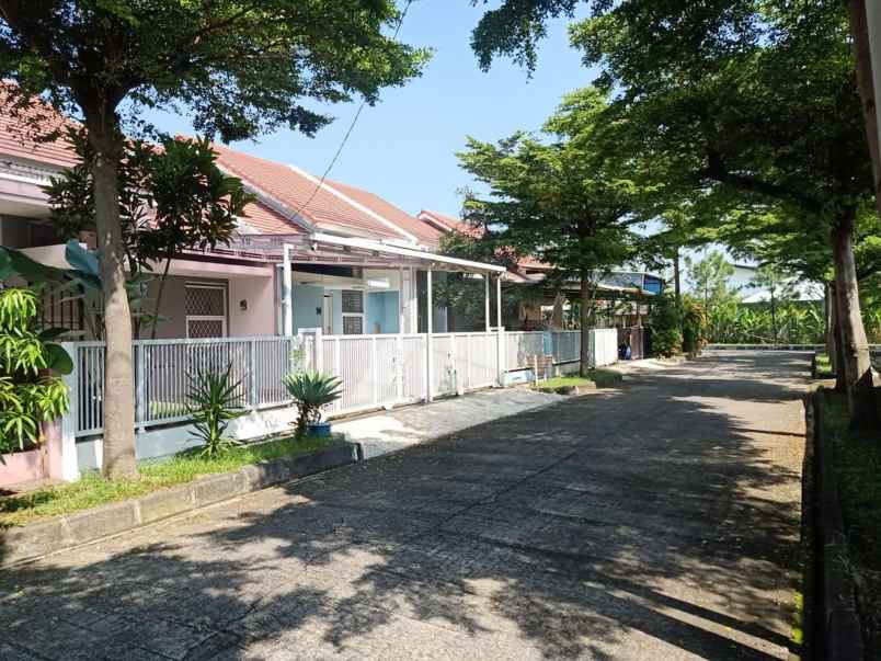 dijual rumah jl sindanglaya arcamanik